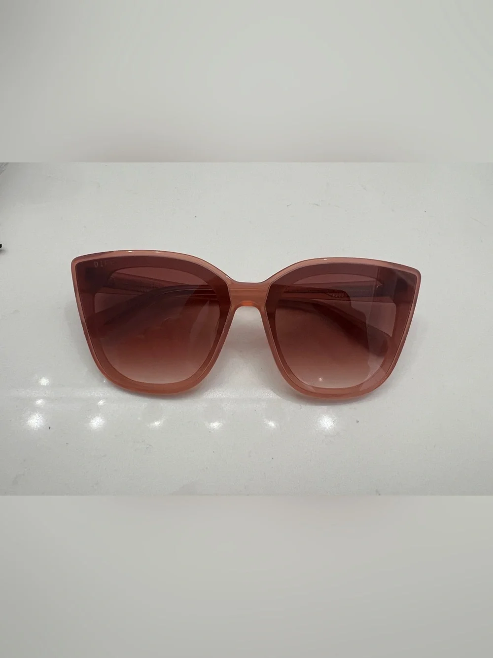 NWT DIFF Eyewear Gjelina Sunglasses